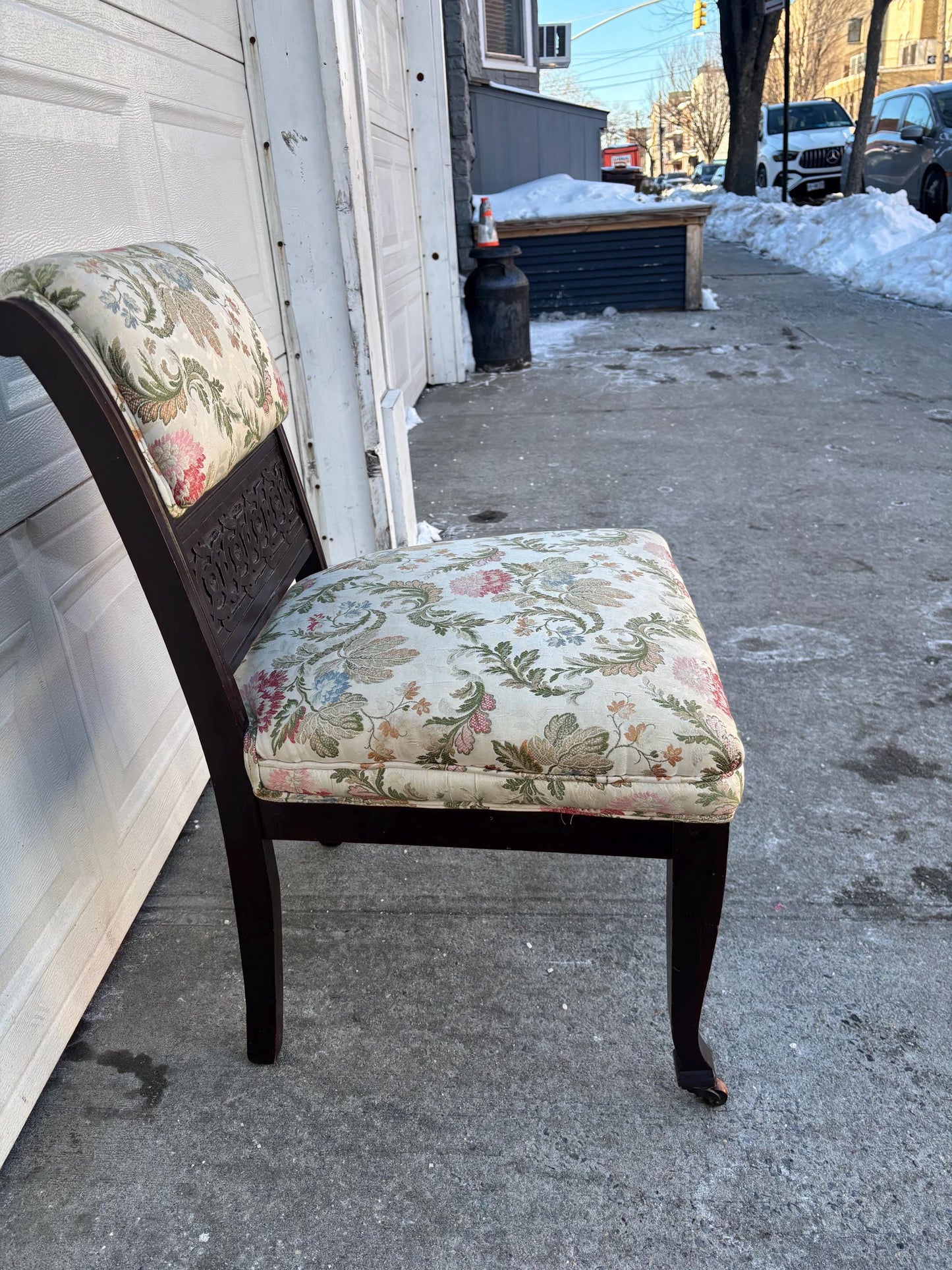 Vintage Upholstered Accent Chair Carved Wood Side Chair Floral Fabric Seat Traditional Dining Chair