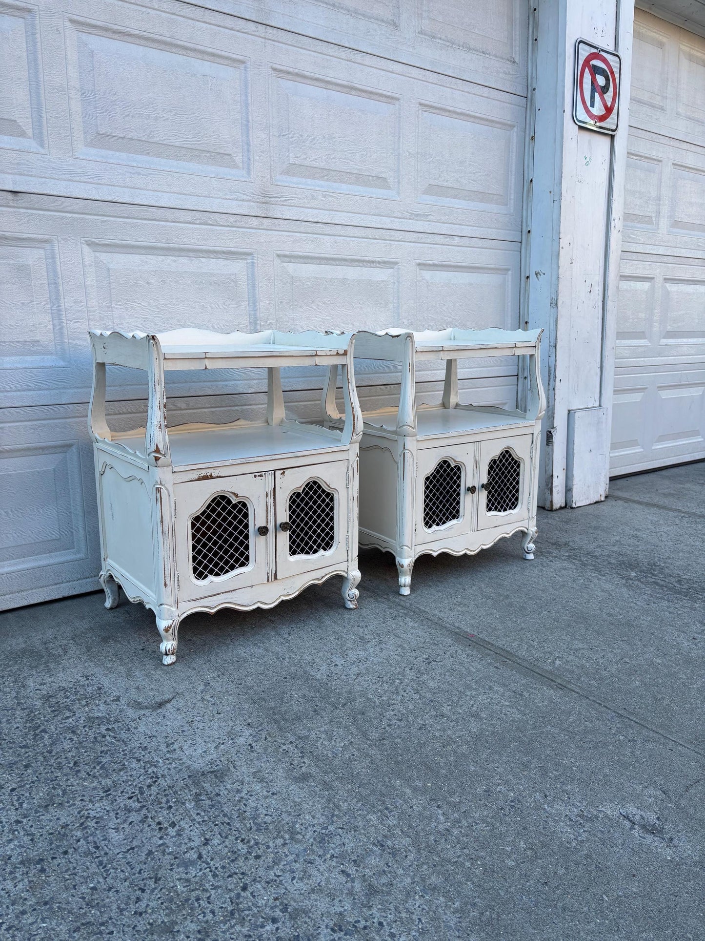 Pair Vintage French Provincial Nightstands White Distressed Cabinet Side Tables Hollywood Regency