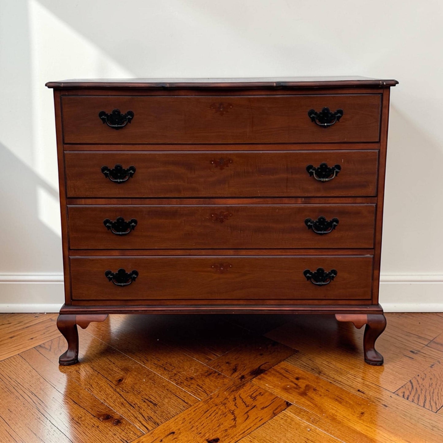 Cherry Queen Anne Style 4 Drawer Dresser