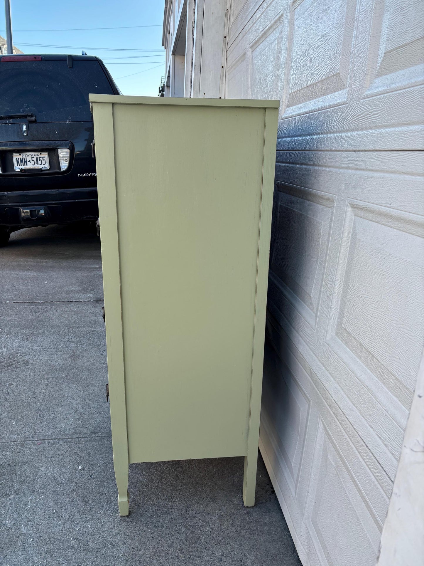 Vintage Painted Dresser Serpentine Front Chest Cream Cottage Farmhouse 4 Drawer Chest French Country Style