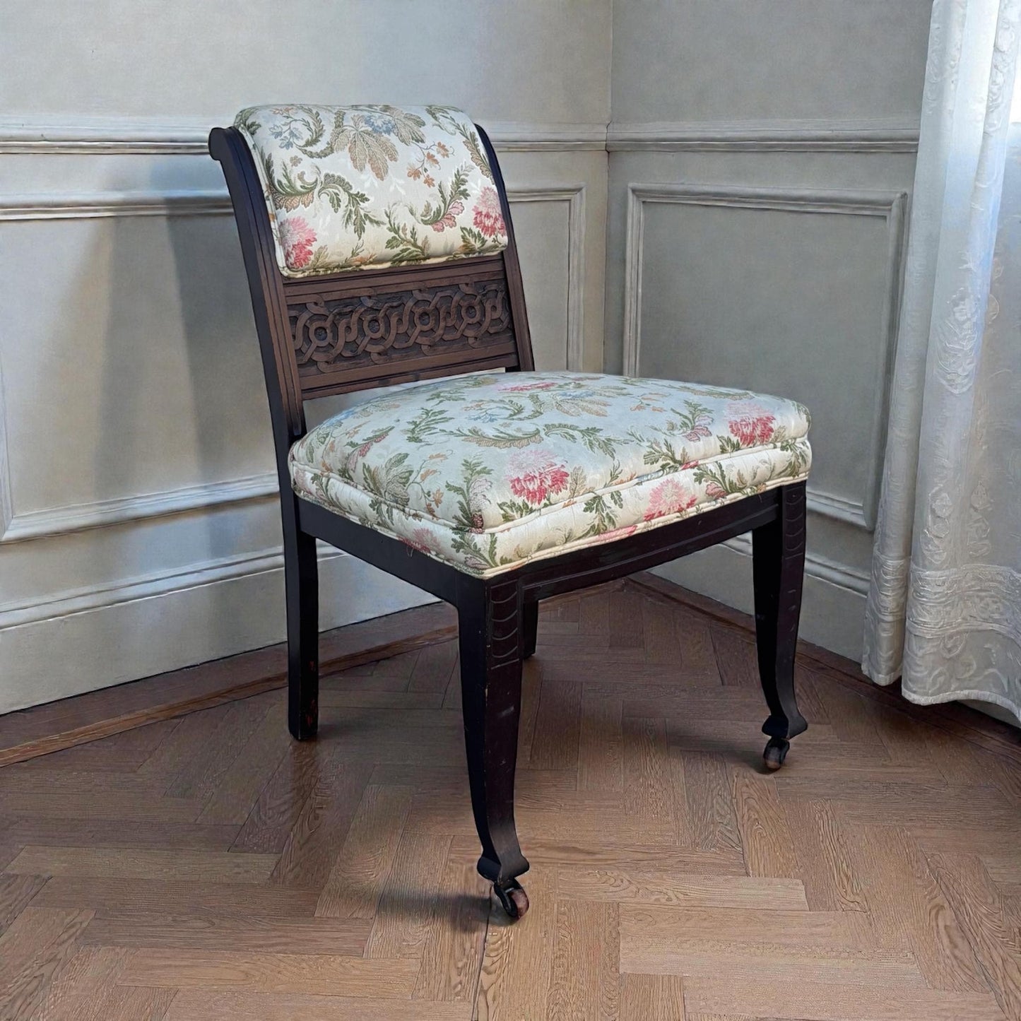 Vintage Upholstered Accent Chair Carved Wood Side Chair Floral Fabric Seat Traditional Dining Chair