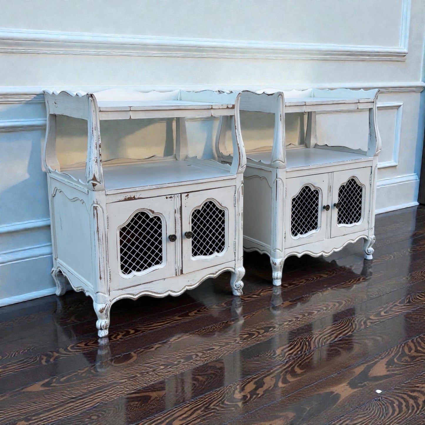 Pair Vintage French Provincial Nightstands White Distressed Cabinet Side Tables Hollywood Regency