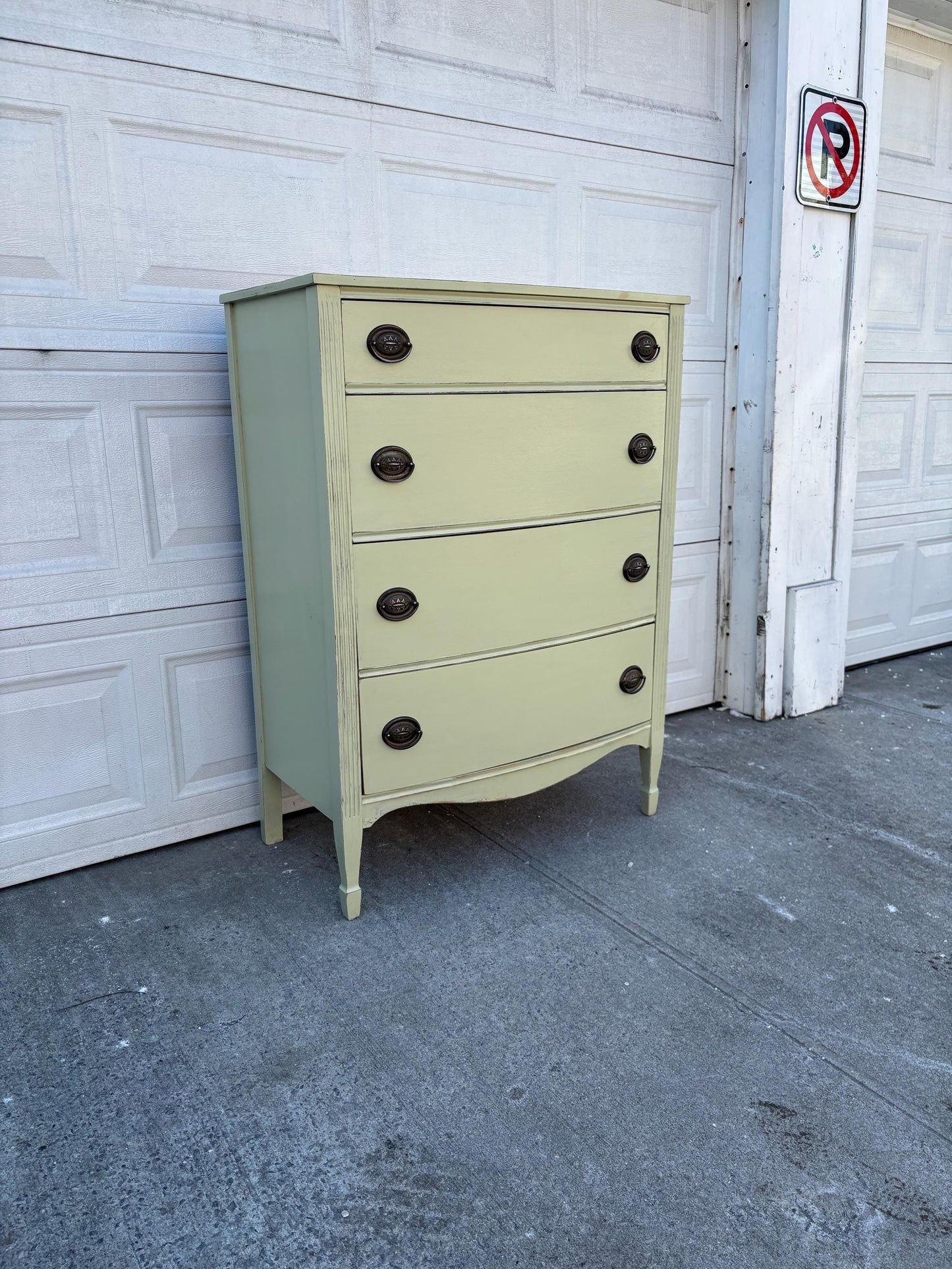 Vintage Painted Dresser Serpentine Front Chest Cream Cottage Farmhouse 4 Drawer Chest French Country Style