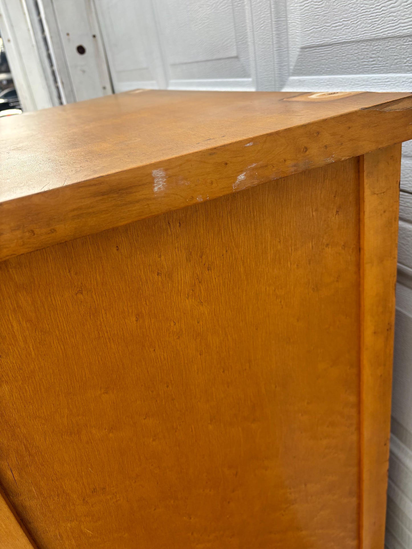 Antique Maple Chest of Drawers with Two Over Four Layout