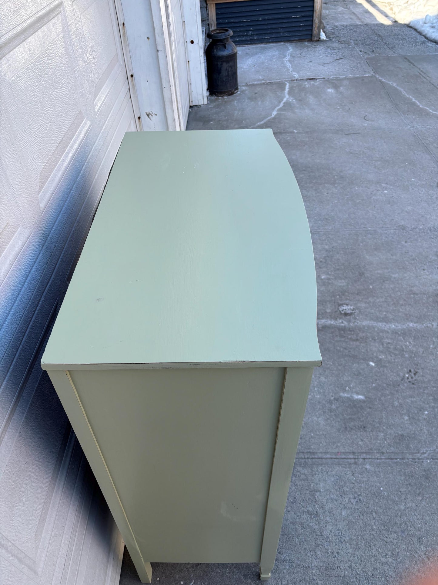 Vintage Painted Dresser Serpentine Front Chest Cream Cottage Farmhouse 4 Drawer Chest French Country Style